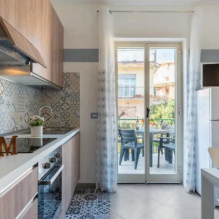 Daire La Casa Di Tobia & Little Paradise *