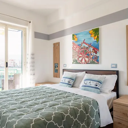 Apartment Guesthost - La Casa Di Tobia & Little Paradise