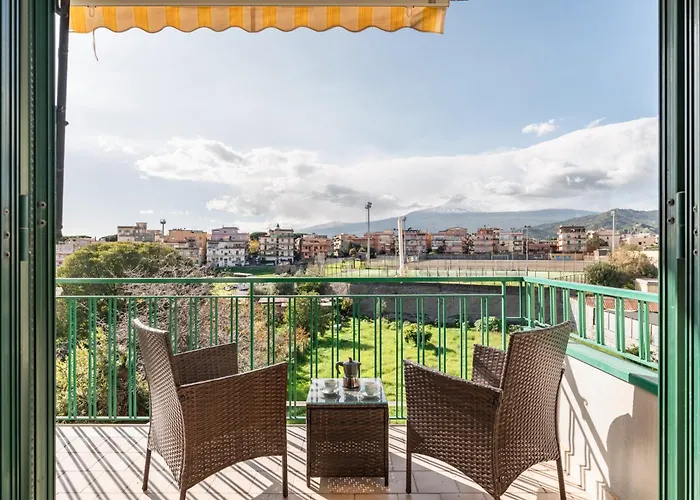 Guesthost - La Casa Di Tobia & Little Paradise Apartamento