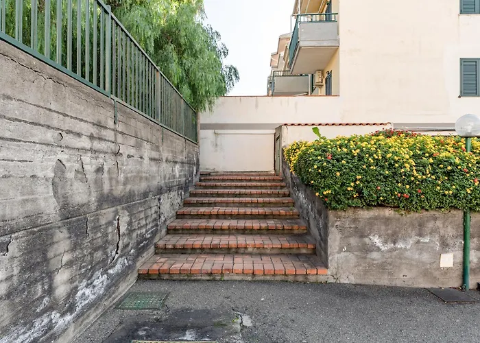 Guesthost - La Casa Di Tobia & Little Paradise *