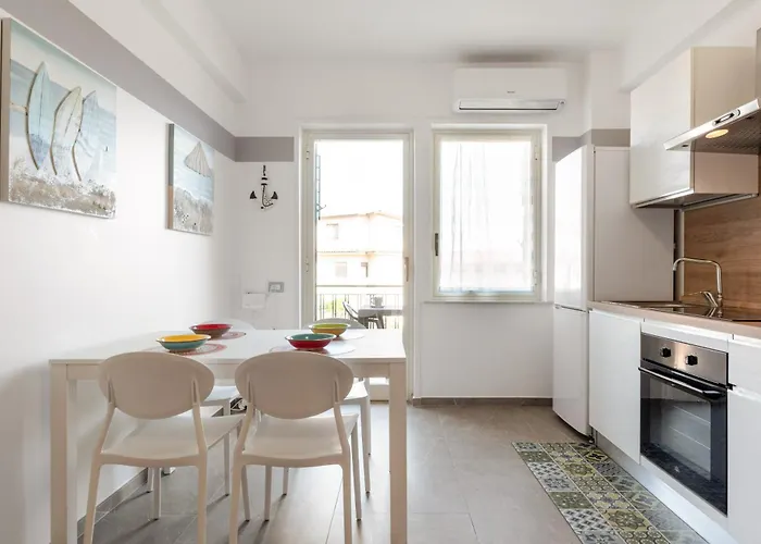 Guesthost - La Casa Di Tobia & Little Paradise Giardini-Naxos