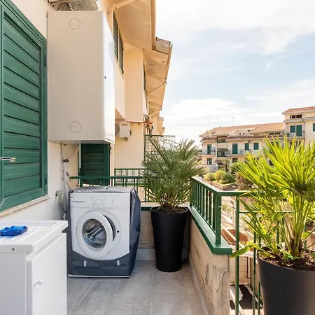 La Casa Di Tobia & Little Paradise * جيارديني ناكسوس